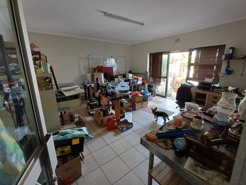 6 Bedroom Property for Sale in Vredenburg Western Cape
